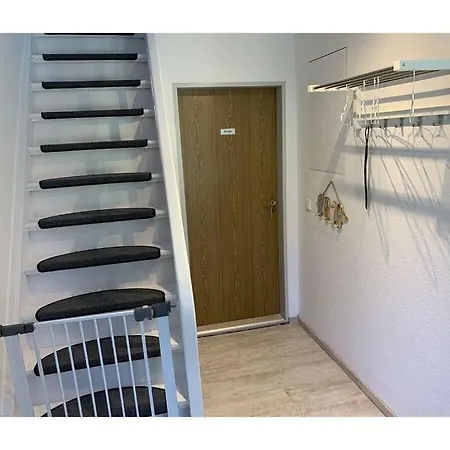 Shell Modern Retreat *
